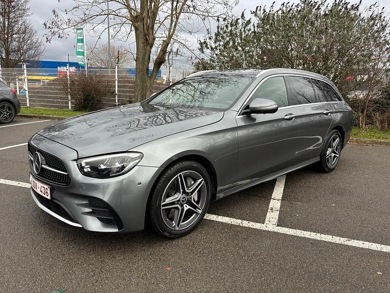 Gebraucht Mercedes E300 AMG 306 PS (225 kW) 2021 Grau Kombi