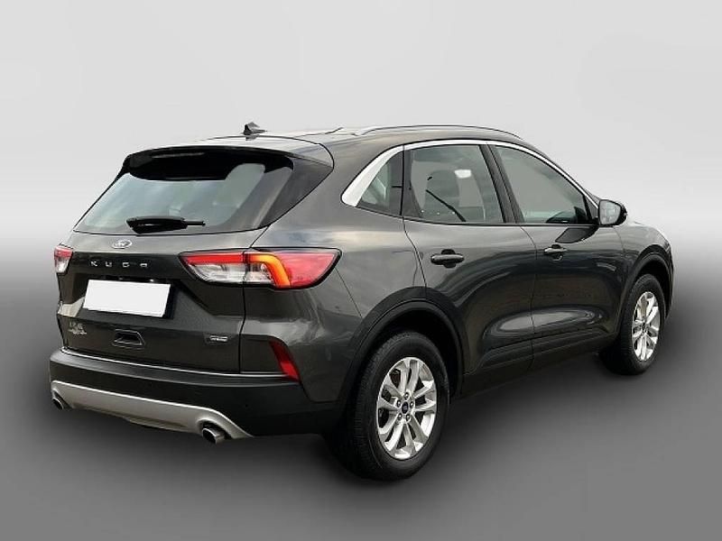 Usata Ford Kuga Titanium 224 CV (164 kW) 2022 Grigio SUV