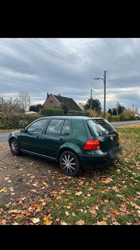 Gebraucht VW Golf IV 75 PS (55 kW) 1998 Grün Kleinwagen