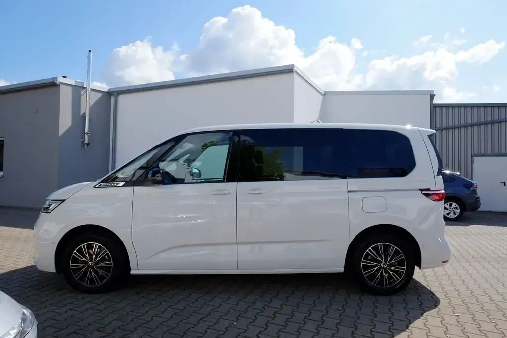 Usata VW T7 Life 150 CV (110 kW) 2024 Bianco Furgone