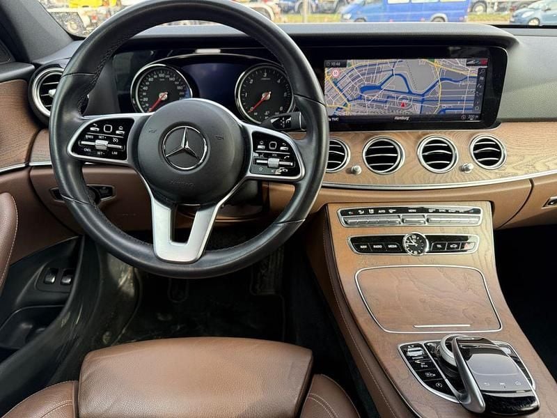 Gebraucht Mercedes E350 Avantgarde 286 PS (210 kW) 2019 Weiß Limousine
