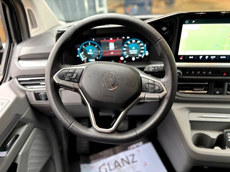 Neu VW T7 Style 170 PS (125 kW) 2025 Schwarz Van