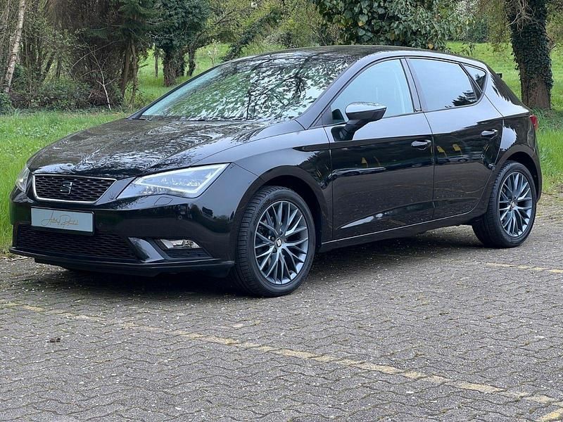 Gebraucht Seat Leon 110 PS (80 kW) 2015 Schwarz Kleinwagen