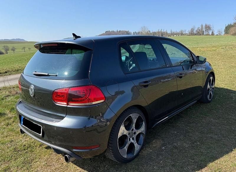 Gebraucht VW Golf VI GTI 211 PS (155 kW) 2011 Schwarz Kleinwagen