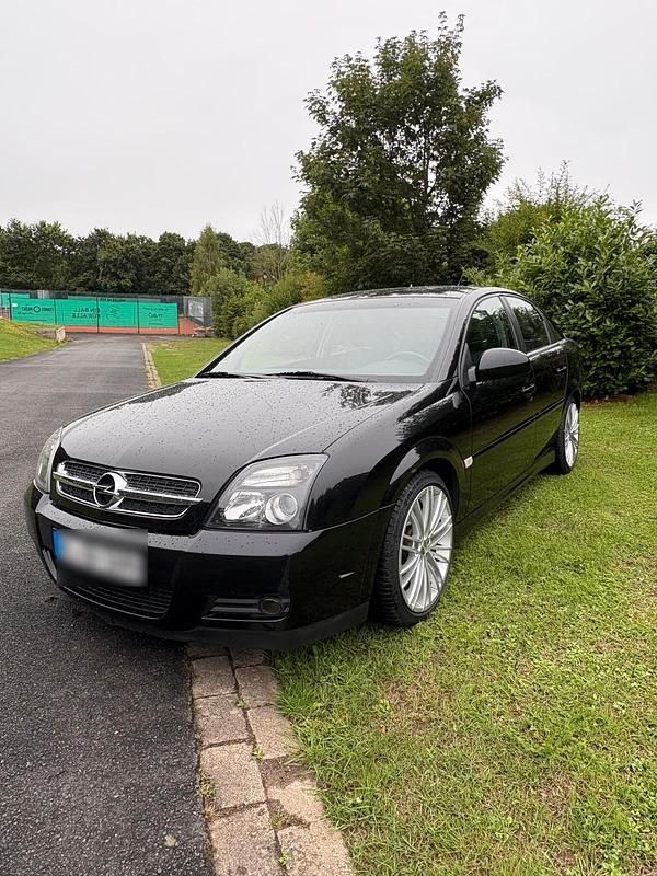 Schwarz Gebraucht 2002 Opel Vectra GTS Limousine | 5.500 € - Bild 1/4