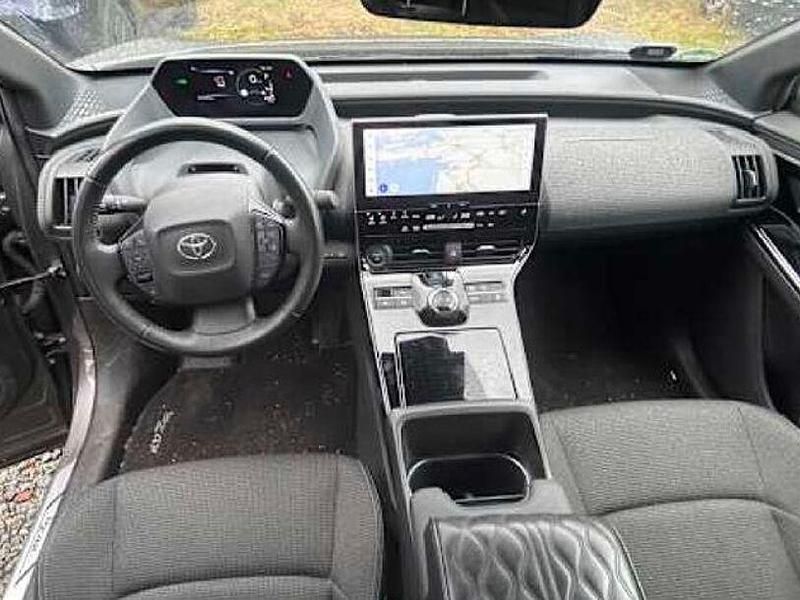 Gebraucht Toyota bZ4X 150 kW (204 PS) 2023 Precious metal (metallic) SUV