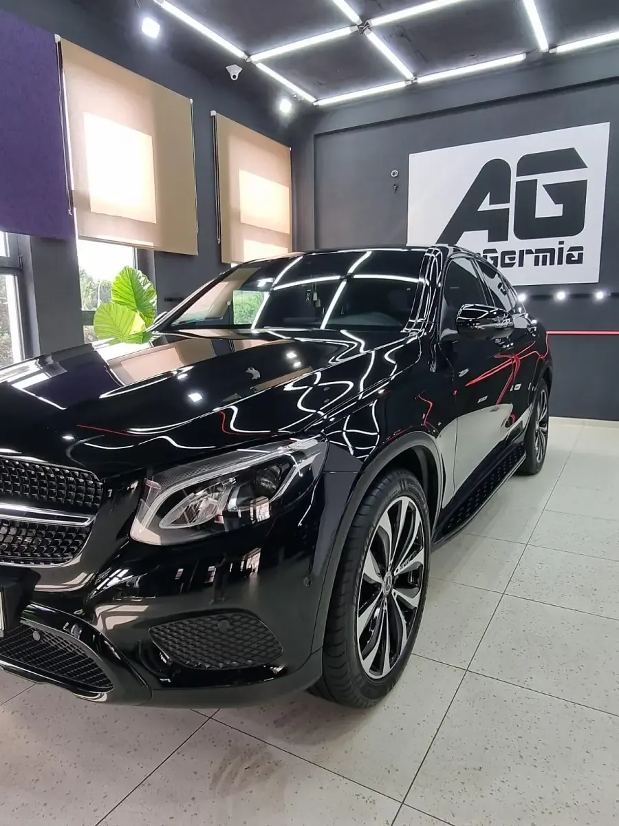 Gebraucht Mercedes GLC350 AMG line 258 PS (189 kW) 2019 Schwarz SUV