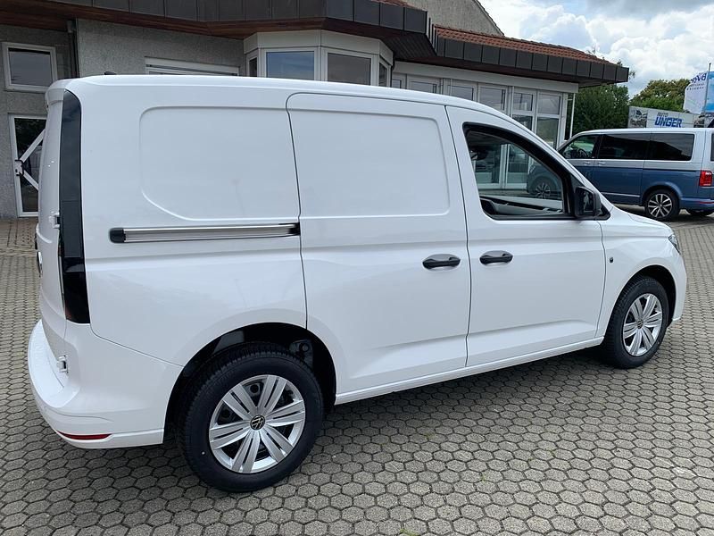 Neu VW Caddy 122 PS (89 kW) 2025 Candyweiß Van / Kleinbus