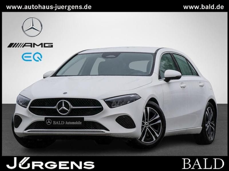 Polarweiß Gebraucht 2024 Mercedes A220 Progressive Limousine | 32.990 € (Guter Preis) - Bild 1/4