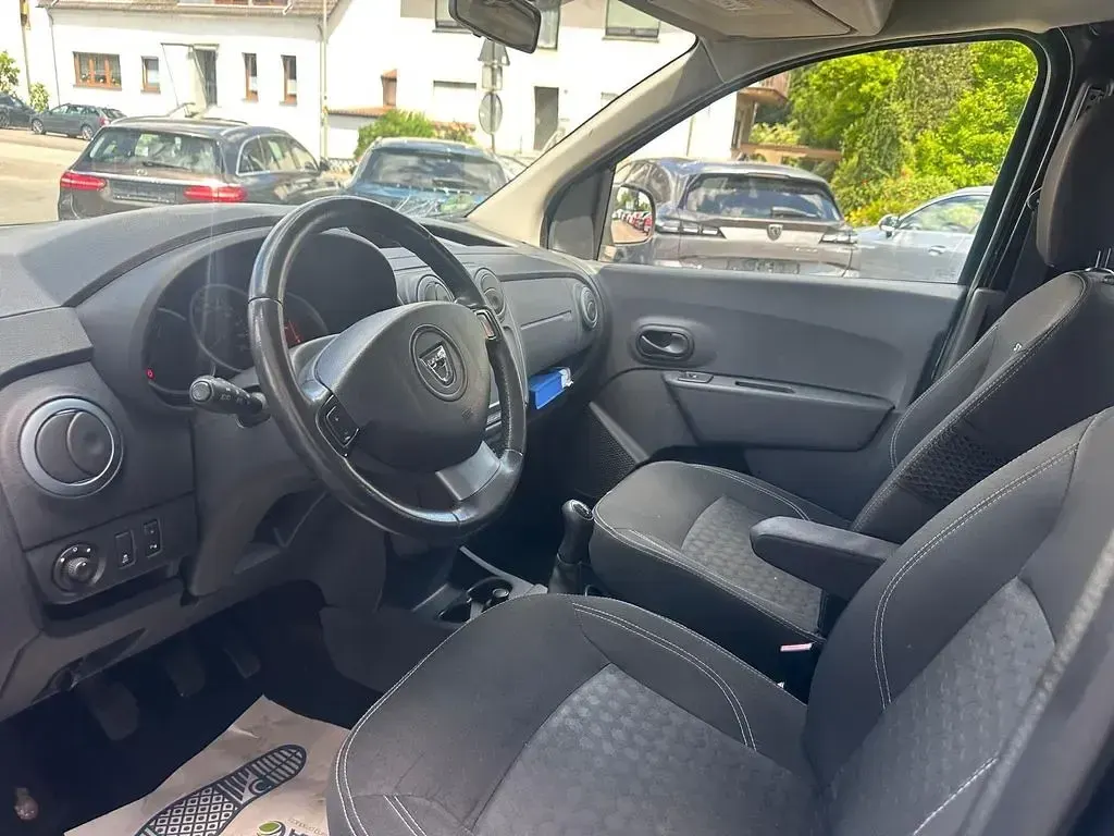 Gebraucht Dacia Dokker Stepway 90 PS (66 kW) 2017 Schwarz Van / Kleinbus