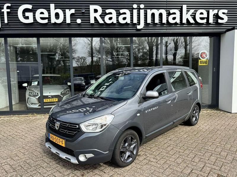 Gebraucht Dacia Lodgy Stepway 116 PS (85 kW) 2017 Grau Van / Kleinbus