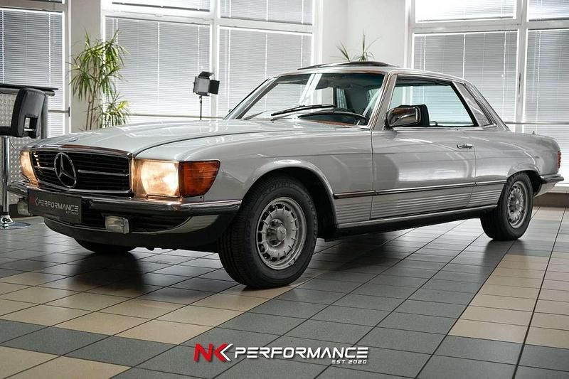 Silber Gebraucht 1981 Mercedes SLC300 Coupé | 34.990 € - Bild 1/4