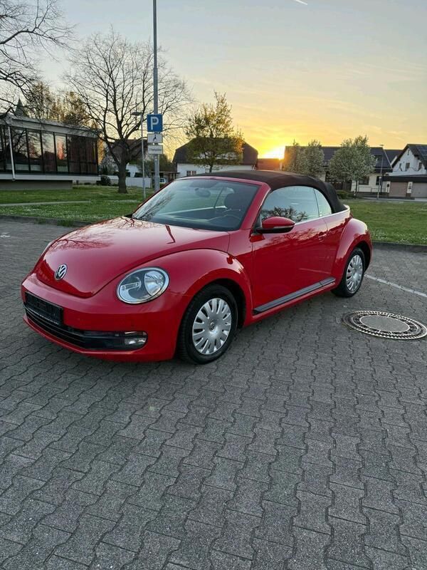 Rot Gebraucht 2013 VW Beetle Cabrio | 8.500 € (Etwas zu teuer) - Bild 1/4