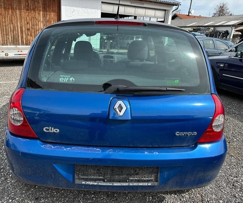 Gebraucht Renault Clio II 75 PS (55 kW) 2010 Blau Kleinwagen
