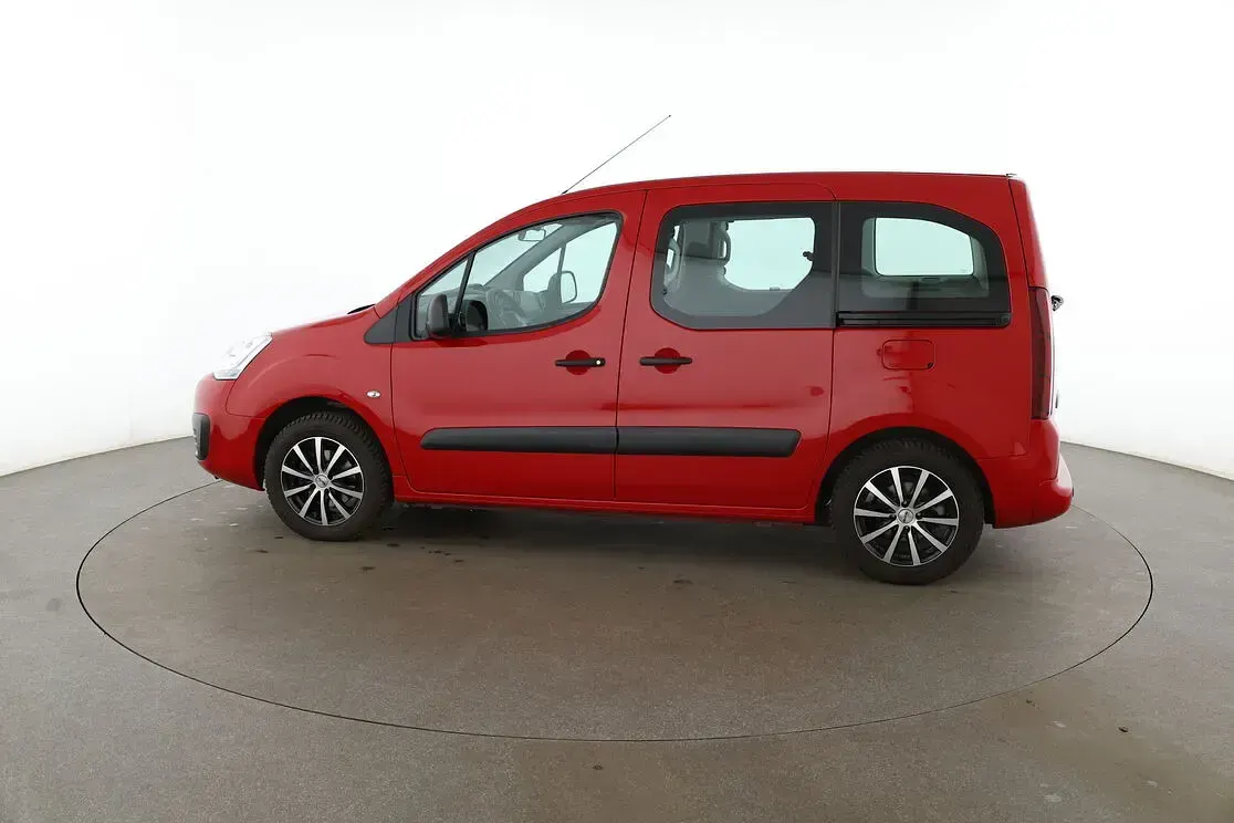 Gebraucht Peugeot Partner Active 98 PS (72 kW) 2018 Rot Van / Kleinbus
