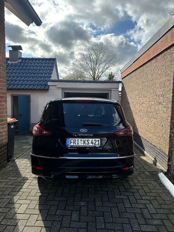 Gebraucht Ford S-MAX Vignale 190 PS (139 kW) 2019 Schwarz Van / Kleinbus