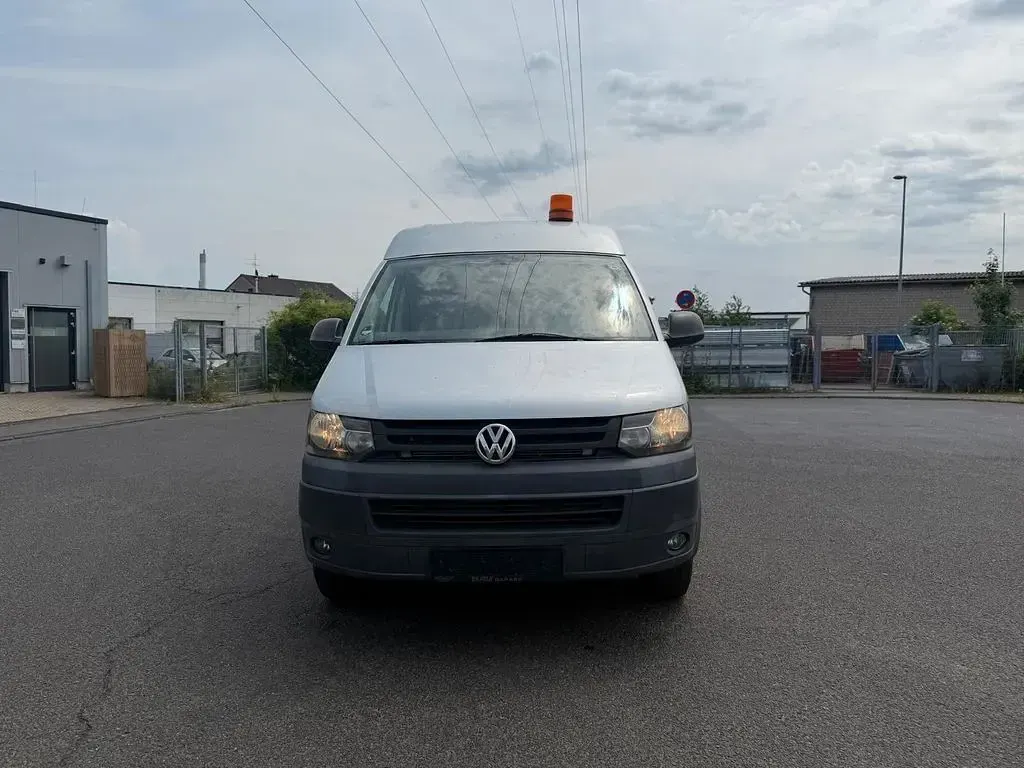 Gebraucht VW Transporter 140 PS (102 kW) 2013 Silber Van