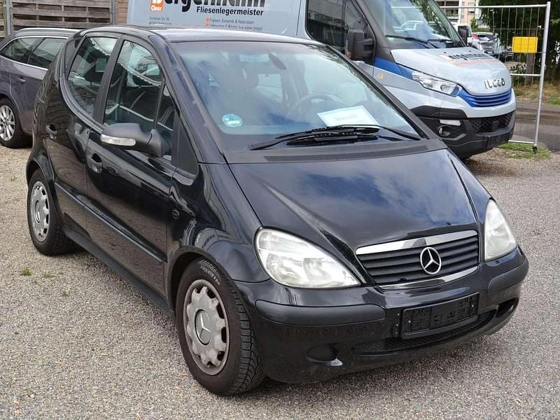 Schwarz Gebraucht 2005 Mercedes A160 Classic Limousine | 370 € (Guter Preis) - Bild 1/4