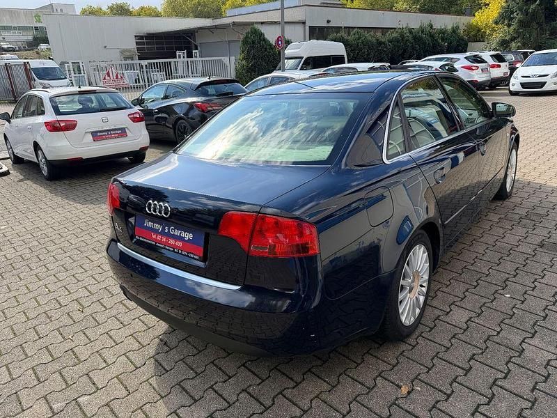 Gebraucht Audi A4 Sport 102 PS (75 kW) 2005 Blau Limousine