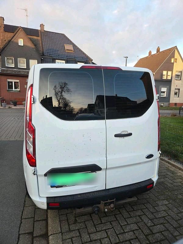 Gebraucht Ford Transit Custom Basis 170 PS (125 kW) 2018 Weiß Van
