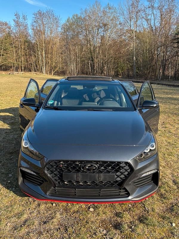 Gebraucht Hyundai i30 275 PS (202 kW) 2021 Grau Kleinwagen