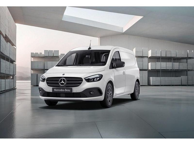 Arktikweiß Gebraucht 2023 Mercedes Citan 112 Van | 29.619 € - Bild 1/4