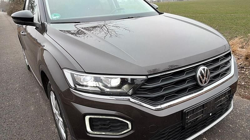 Gebraucht VW T-Roc Style 150 PS (110 kW) 2018 Braun SUV