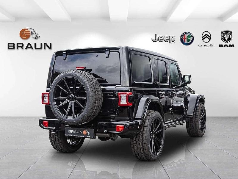 Neu Jeep Wrangler 272 PS (200 kW) 2025 Schwarz SUV