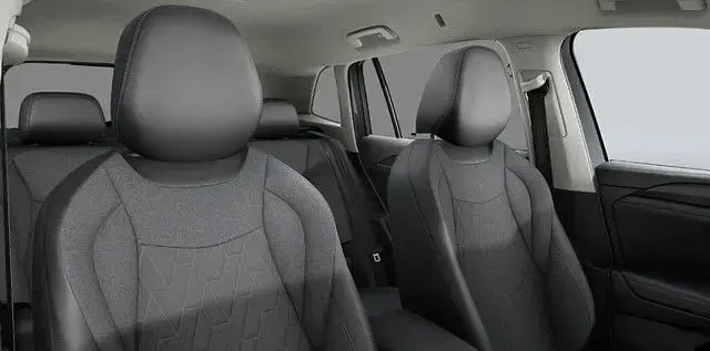 Neu VW Tiguan 150 PS (110 kW) 2026 Delfingrau metallic SUV