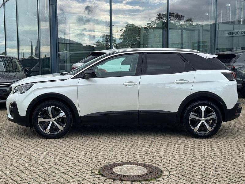 Weiß Gebraucht 2017 Peugeot 3008 Allure SUV | 16.490 € (Fairer Preis) - Bild 1/4