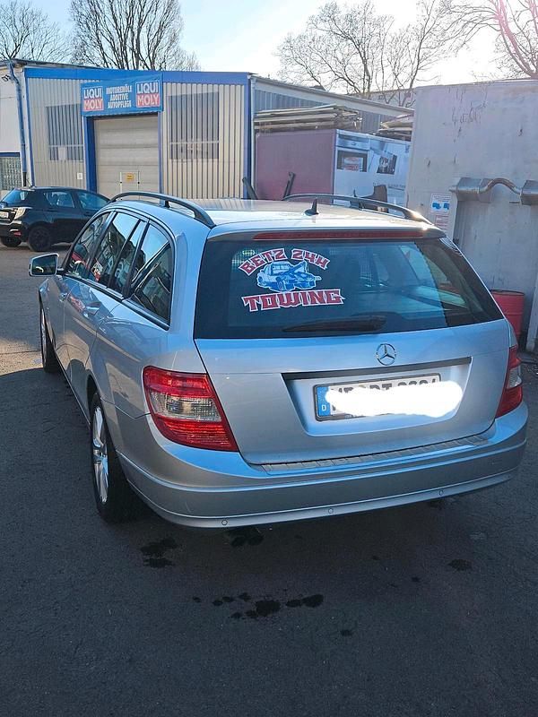 Gebraucht Mercedes C180 156 PS (114 kW) 2009 Silber Kombi