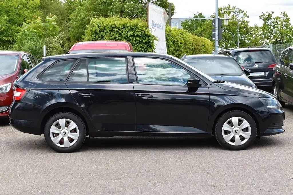 Gebraucht Skoda Fabia Ambition 90 PS (66 kW) 2015 Schwarz Kombi