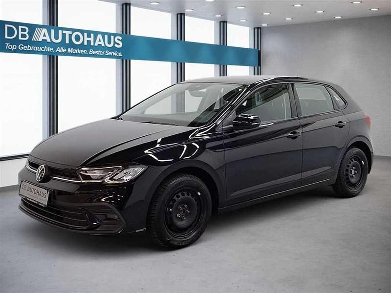 Gebraucht VW Polo Life 95 PS (69 kW) 2023 Schwarz Kleinwagen