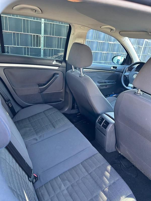 Gebraucht VW Golf V 80 PS (58 kW) 2007 Schwarz Kleinwagen