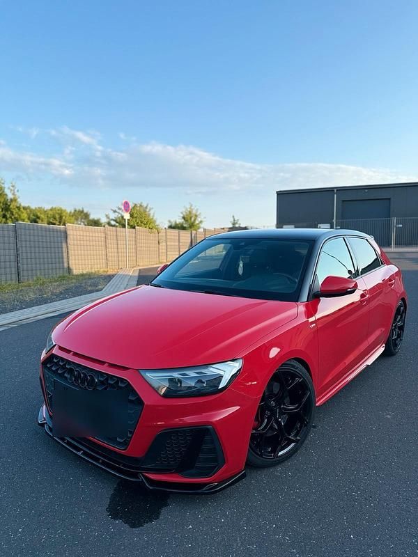 Rot Gebraucht 2019 Audi A1 S-Line Kleinwagen | 23.500 € (Fairer Preis) - Bild 1/4