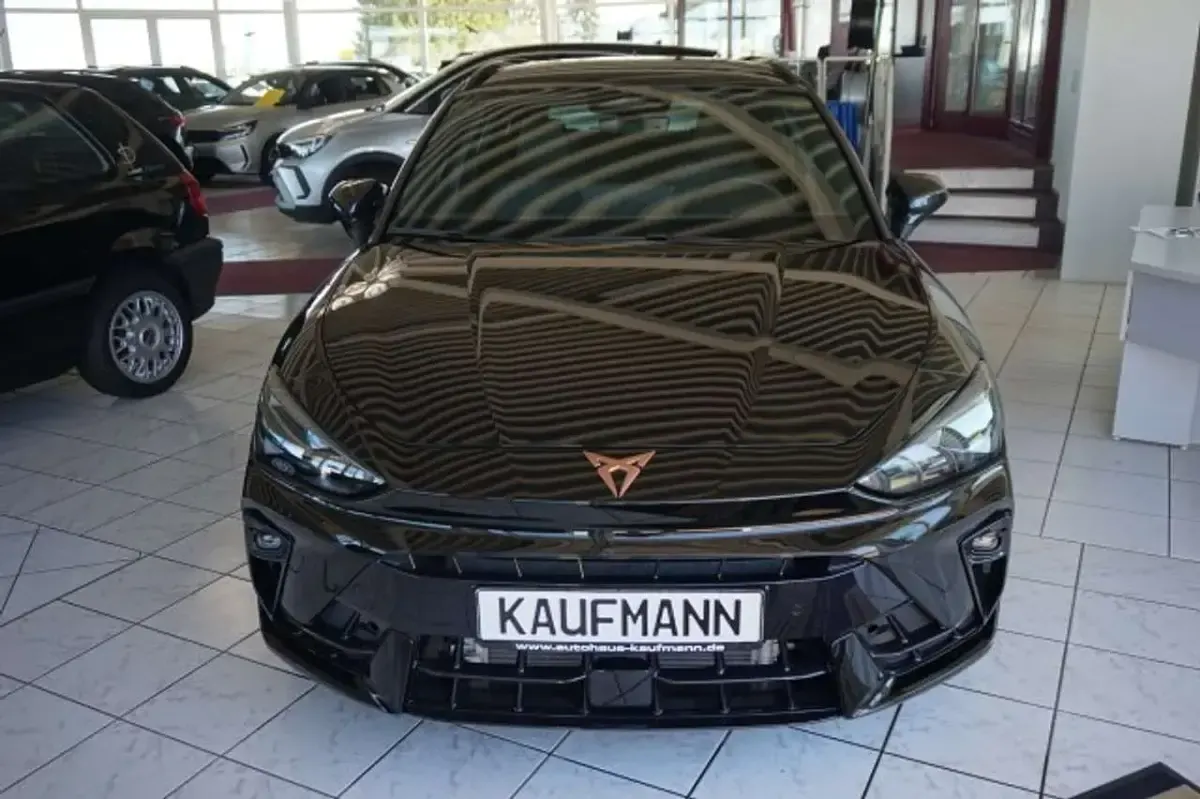 Neu Cupra Leon 150 PS (110 kW) 2026 Mitternachtsschwarz Kombi