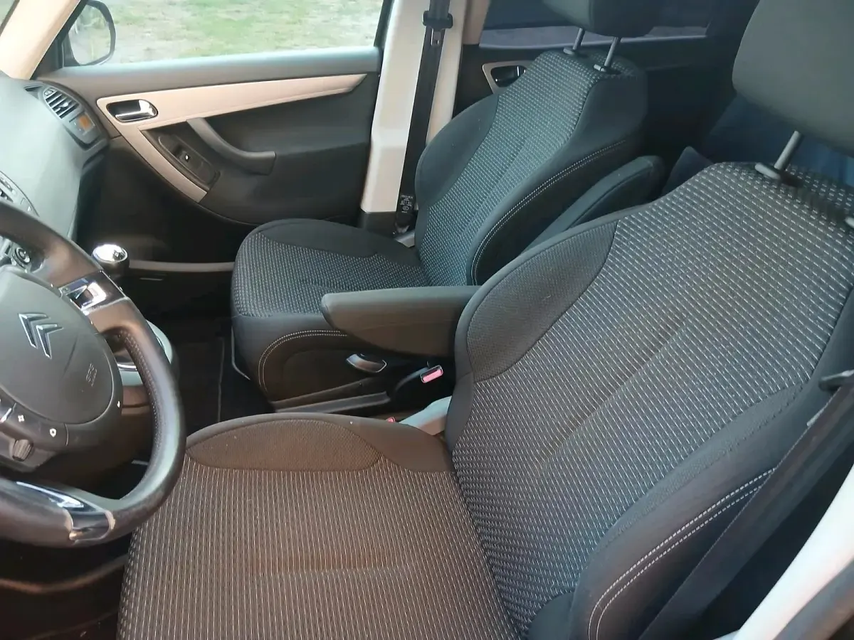Gebraucht Citroën C4 Picasso 90 PS (66 kW) 2010 Braun Van / Kleinbus