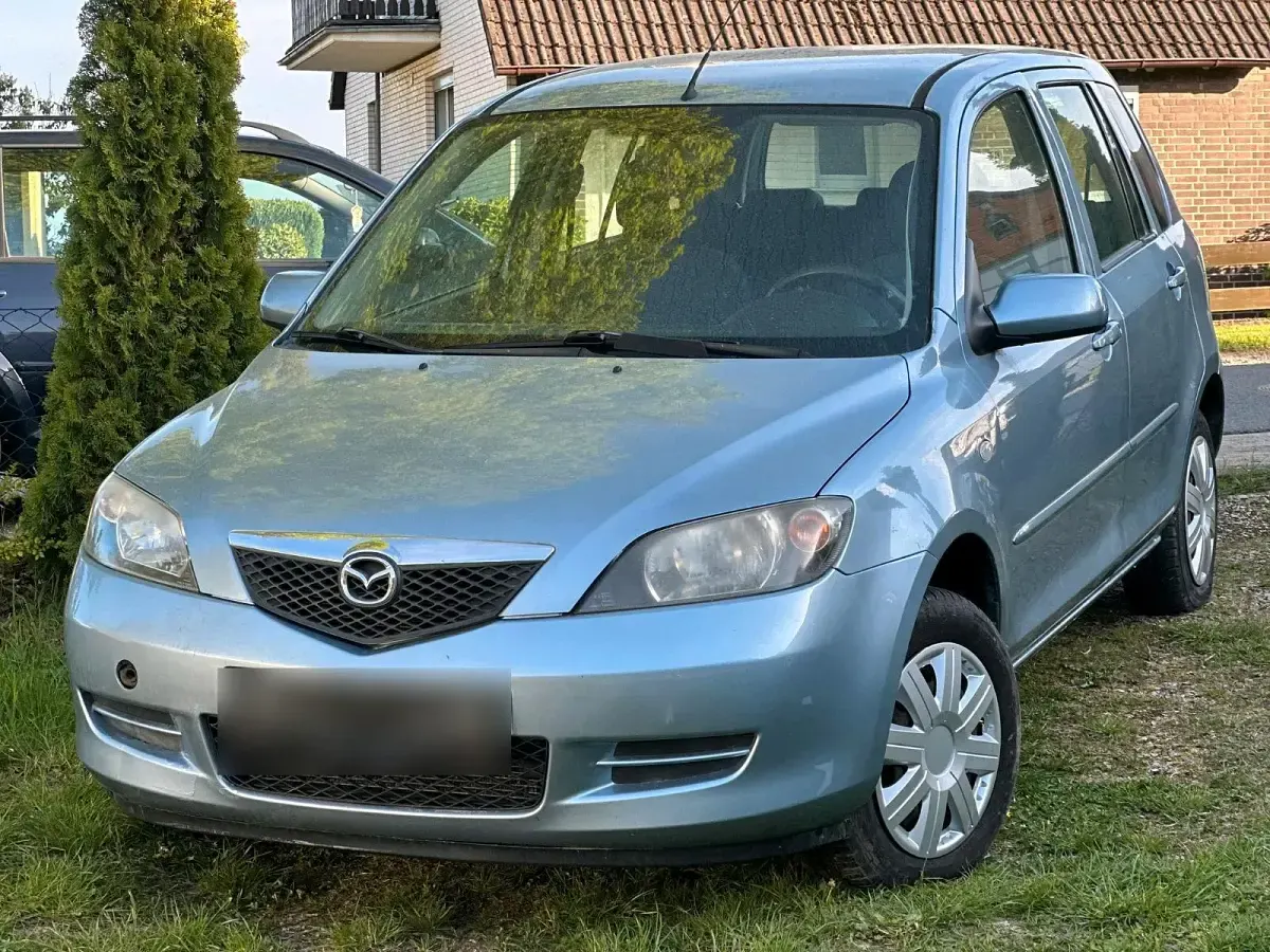 Usata Mazda 2 74 CV (54 kW) 2007 Blu Utilitaria