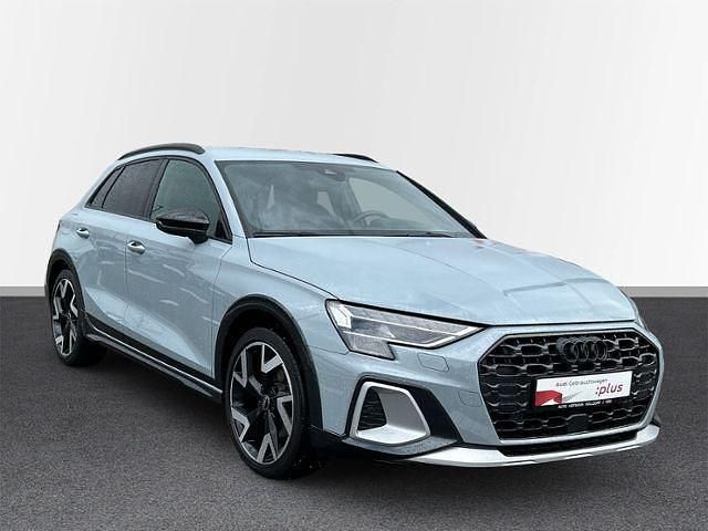 Gebraucht Audi A3 Ambiente 150 PS (110 kW) 2024 Pfeilgrau perleffekt Limousine