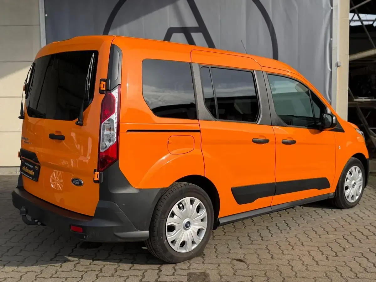 Gebraucht Ford Transit Connect 120 PS (88 kW) 2020 Orange Van / Kleinbus