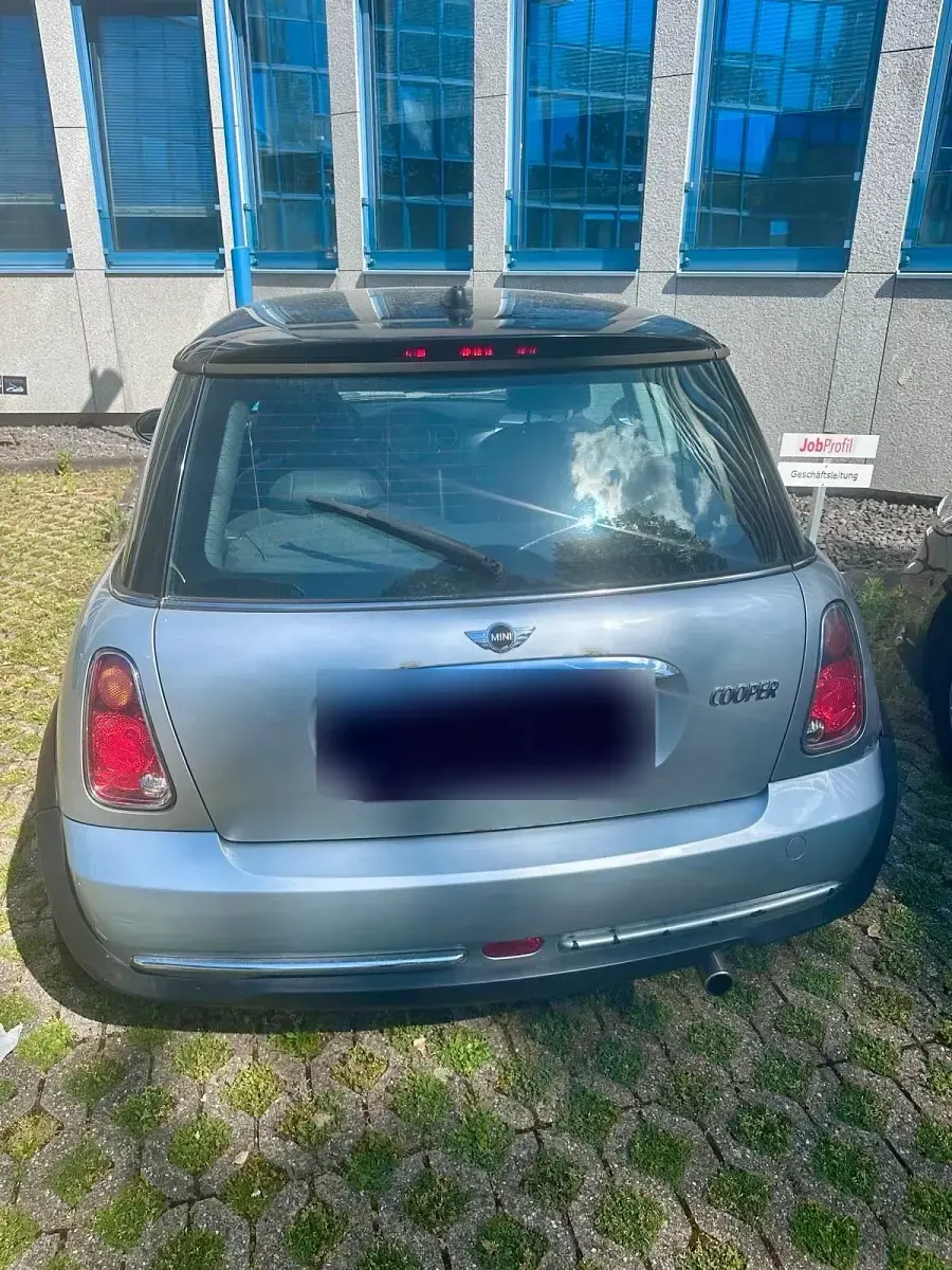 Używany Mini Cooper 116 KM (85 kW) 2005 Szary Hatchback