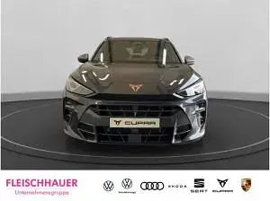 Neu Cupra Terramar 204 PS (150 kW) 2026 Grau (timanfaya grau metallic) SUV
