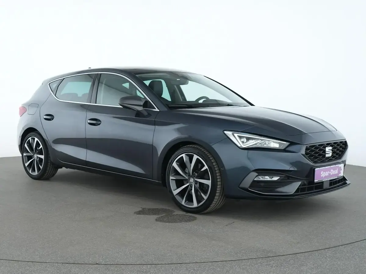Gebraucht Seat Leon FR 150 PS (110 kW) 2021 Magnetic tech grau Limousine