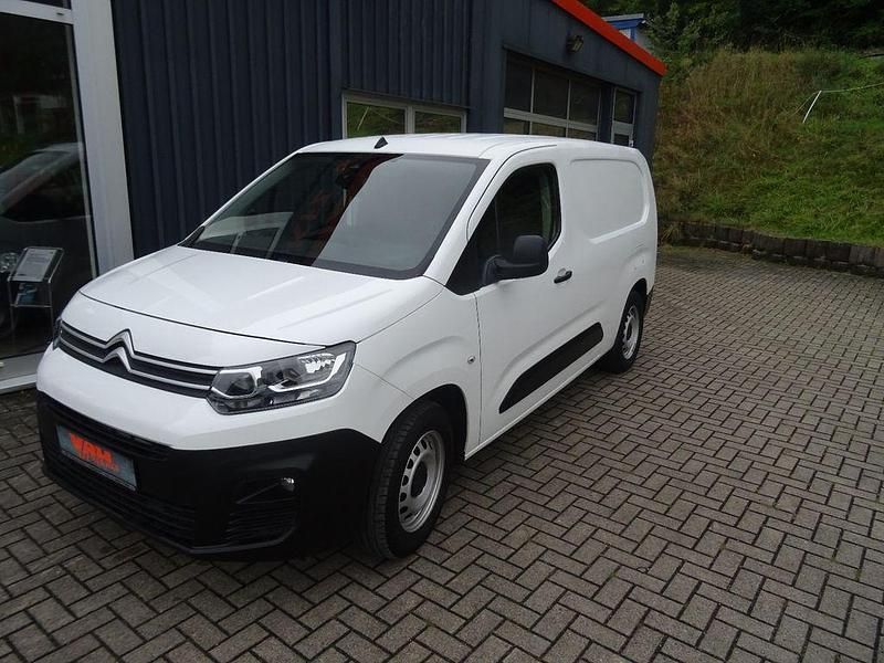 Gebraucht Citroën Berlingo 131 PS (96 kW) 2019 Weiß Van / Kleinbus