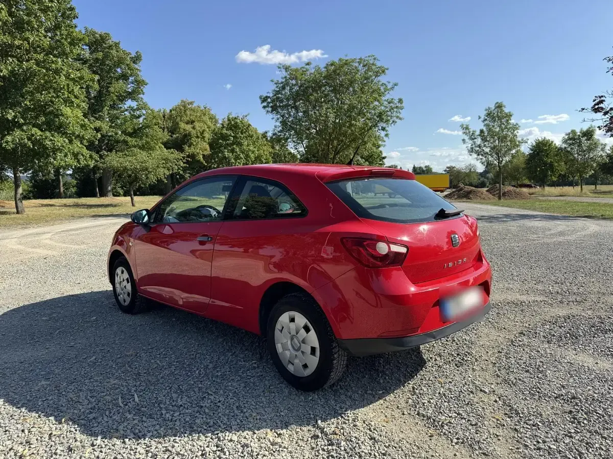 Gebraucht Seat Ibiza 60 PS (44 kW) 2010 Rot Kleinwagen