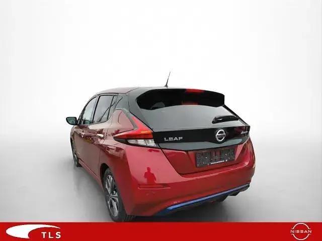 Gebraucht Nissan Leaf 360º 110 kW (150 PS) 2019 Rot Kleinwagen