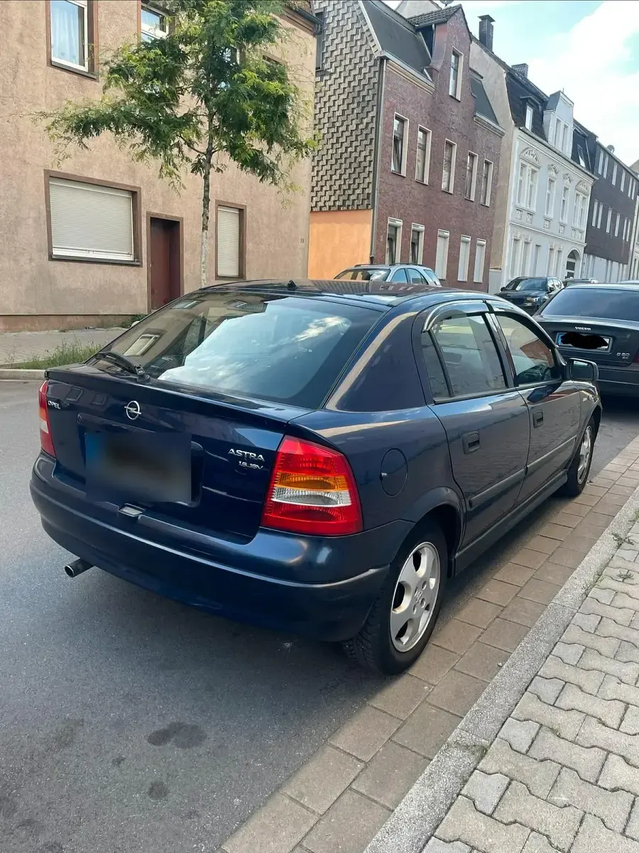 Gebraucht Opel Astra 100 PS (73 kW) 2000 Blau Coupé