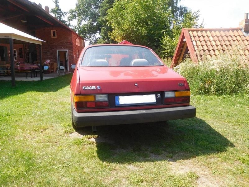 Gebraucht Saab 900 100 PS (73 kW) 1985 Rot Kleinwagen
