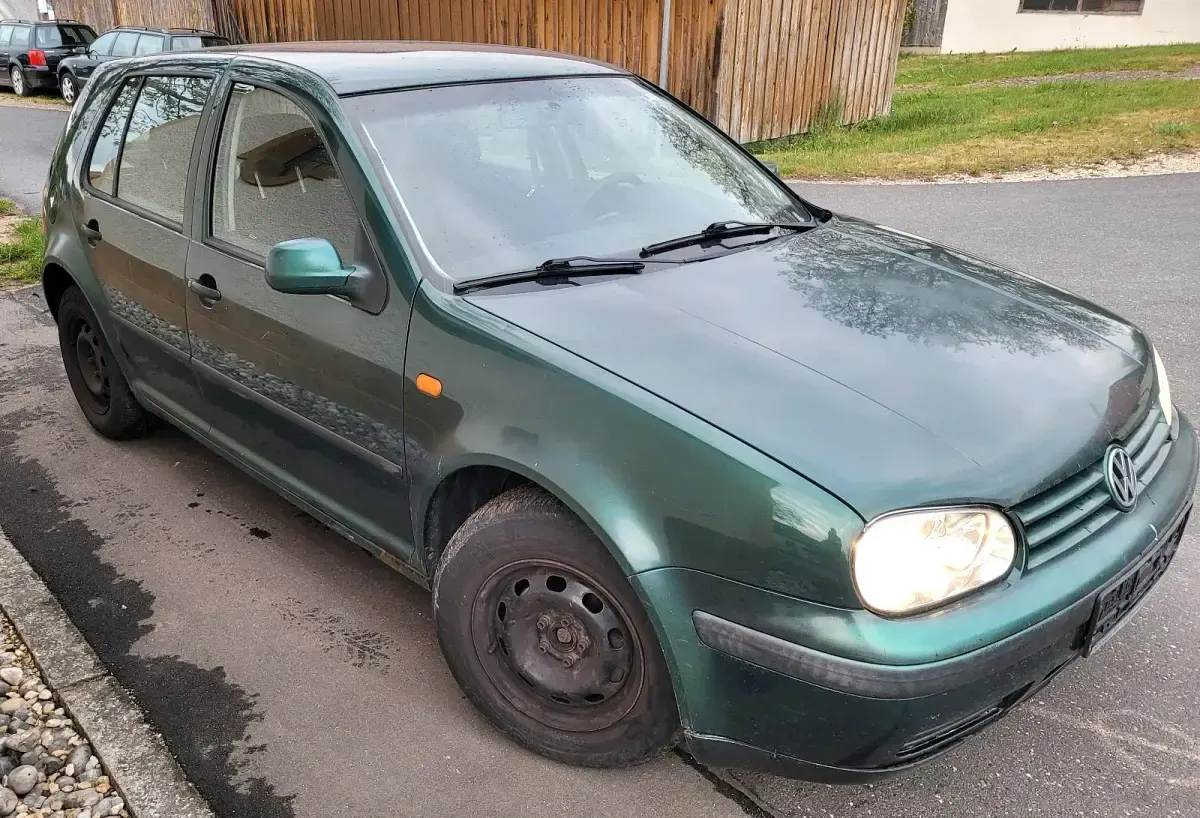 Gebraucht VW Golf IV 101 PS (74 kW) 1998 Grün Kleinwagen