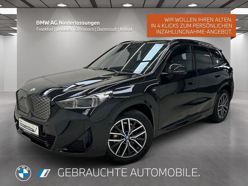 Schwarz Gebraucht 2023 BMW iX1 M Sport SUV | 40.690 € (Guter Preis) - Bild 1/4
